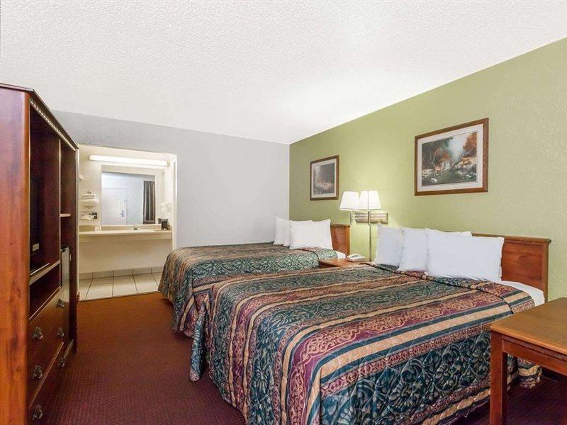 Days Inn By Wyndham San Antonio Lytle Luaran gambar