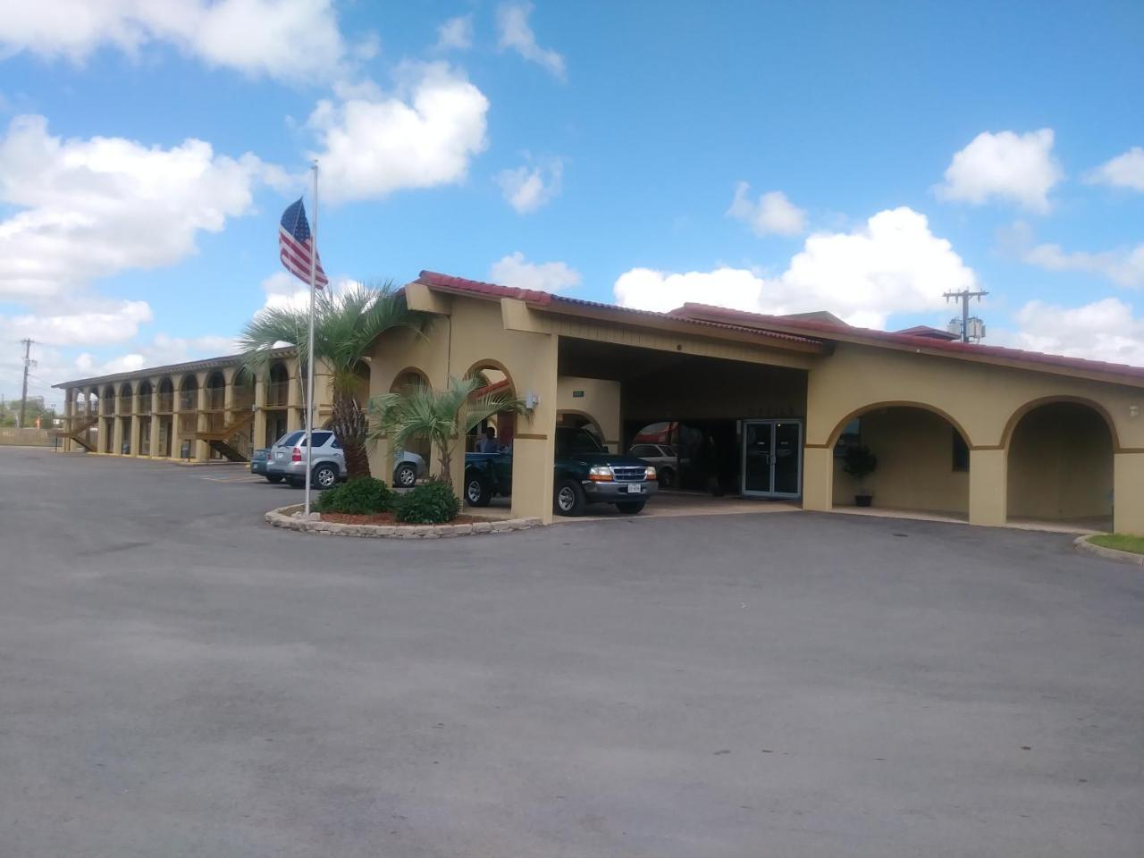 Days Inn By Wyndham San Antonio Lytle Luaran gambar