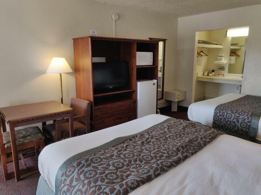 Days Inn By Wyndham San Antonio Lytle Luaran gambar